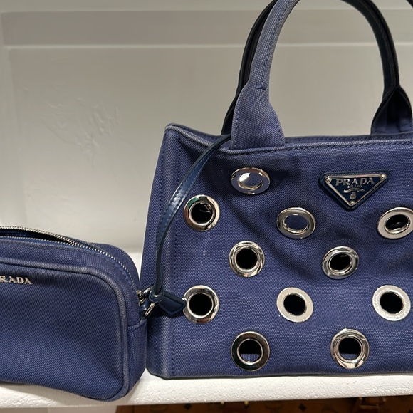 Prada handbag - Picture 3 of 10